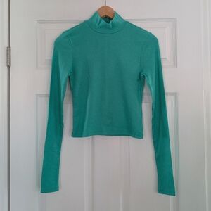 New American Eagle long sleeve baby tee mock neck green size small